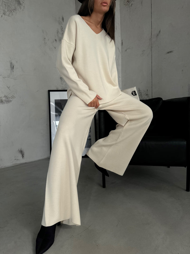 V Yaka Triko Kazak Bej Pantolon Takım