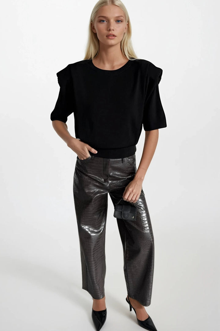 Vatka Detay Yarım Kol Siyah Triko Bluz