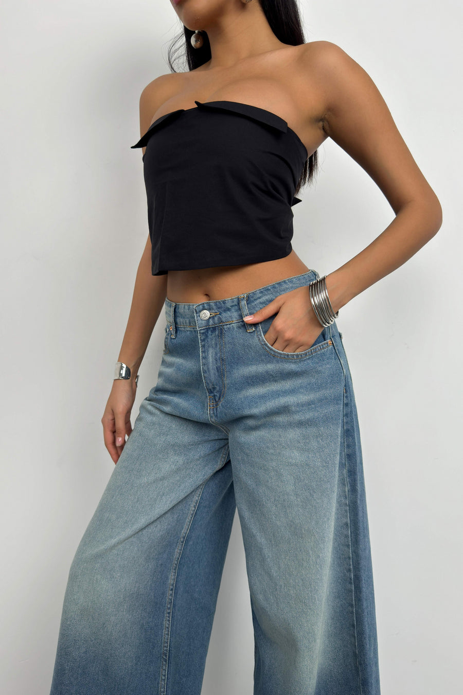 Wide Leg Washed Blue Jeans 