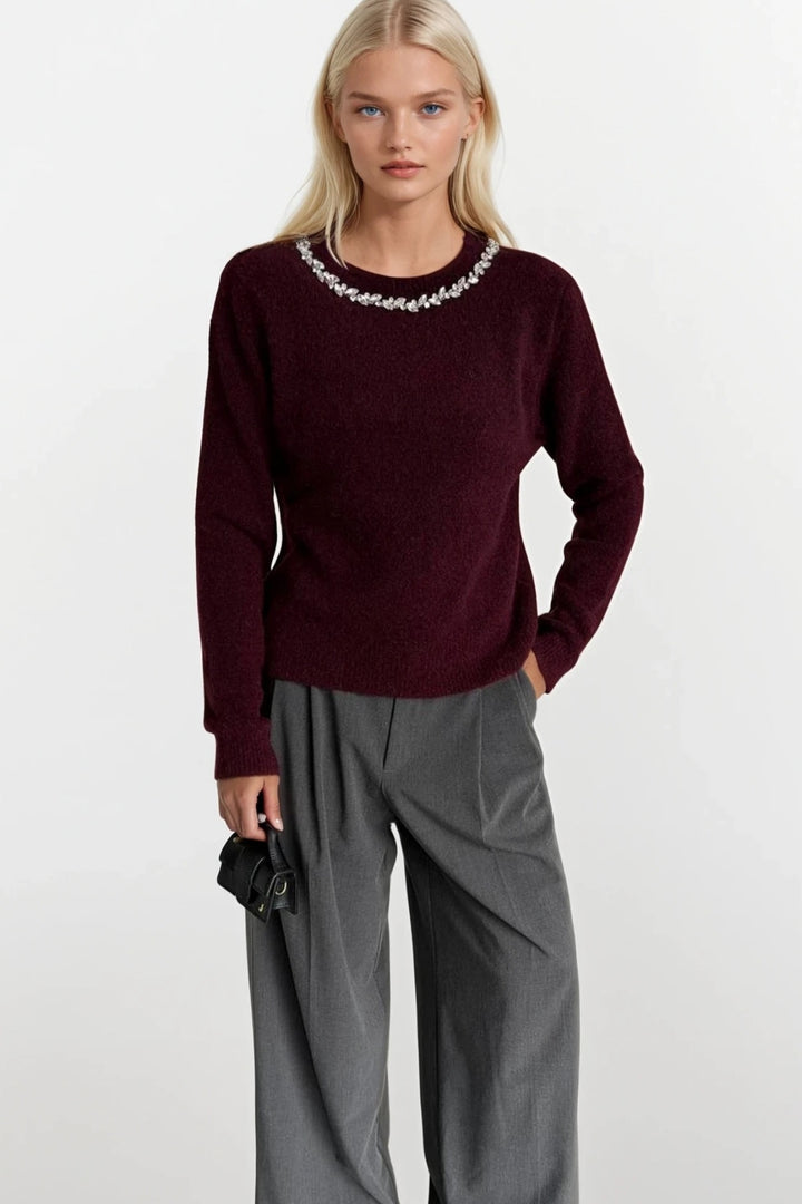 Yaka Taş İşlemeli Bordo Triko Kazak