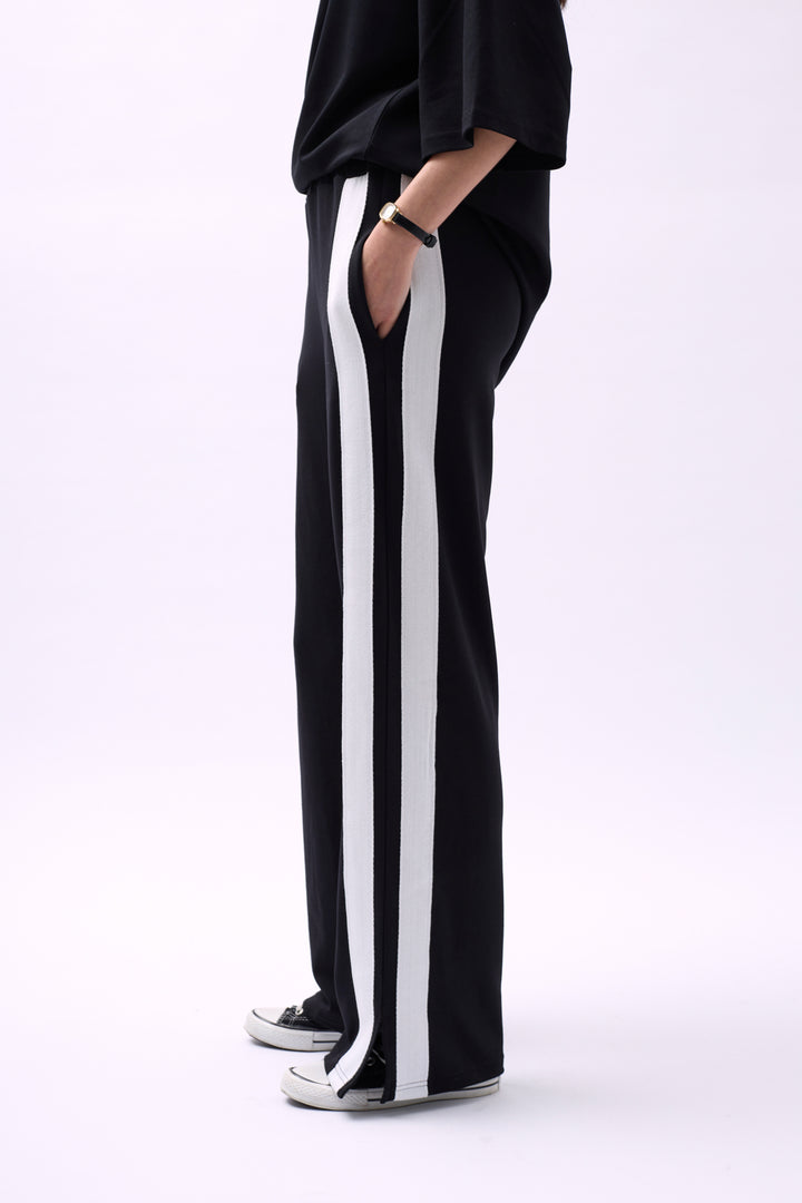 Yan Şeritli Siyah Eşofman Altı