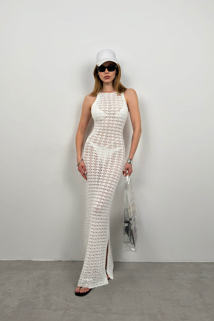 Yırtmaç Detay Ajurlu Maxi Beyaz Elbise