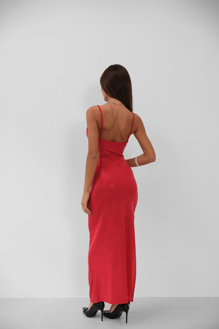 Yırtmaç Detay Askılı Kırmızı Elbise