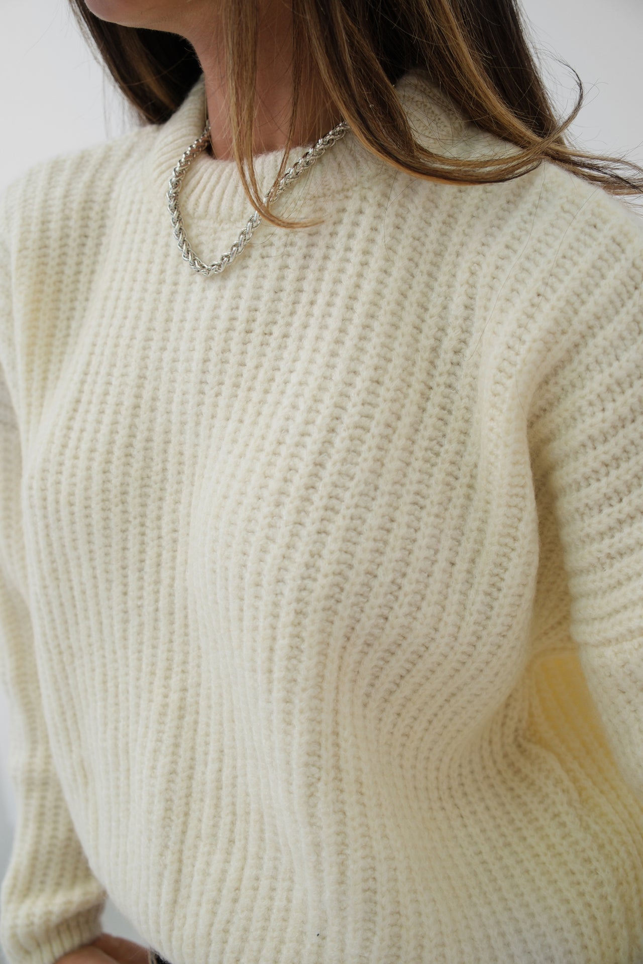 Round Neck Ecru Oversize Knitted Sweater 