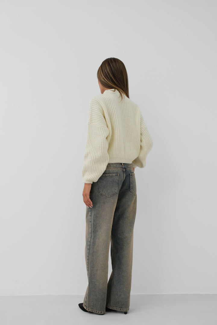 Yuvarlak Yakalı Ekru Oversize Triko Kazak